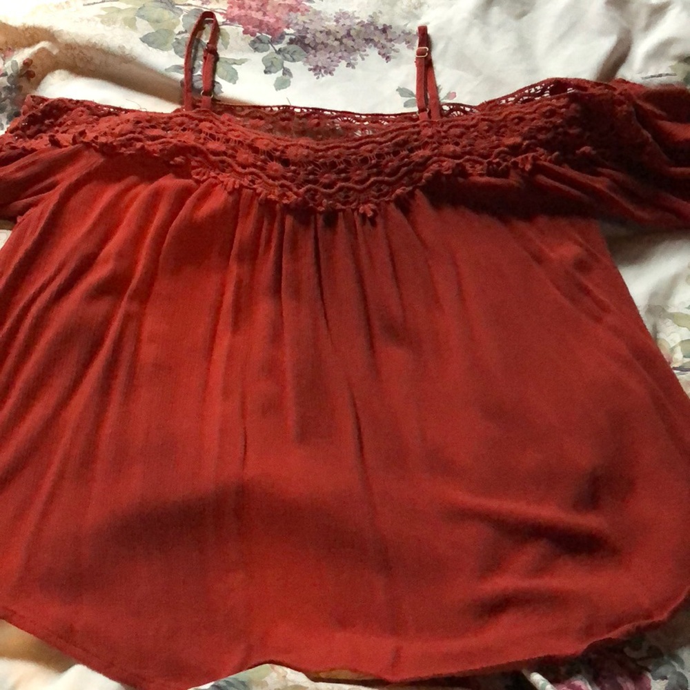 Top - Picture 2 of 2